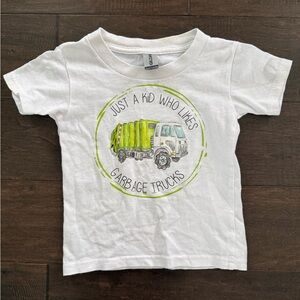 Little Navy garbage truck tee 2T